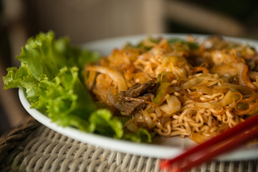Beef Fried Noodles with chopsticks, Kep, Cambodia, Indochina, Asia