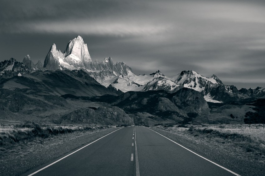 Early morning light on the Fitz Roy Mountain Range, El Chaltén, Los Glaciares National Park, Santa Cruz Province, Argentina