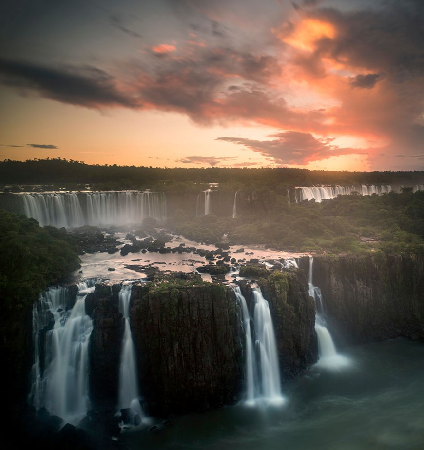 View from 'Trilha das Cataratas', Foz do Iguaçu, Parque Nacional do Iguaçu, Brazil