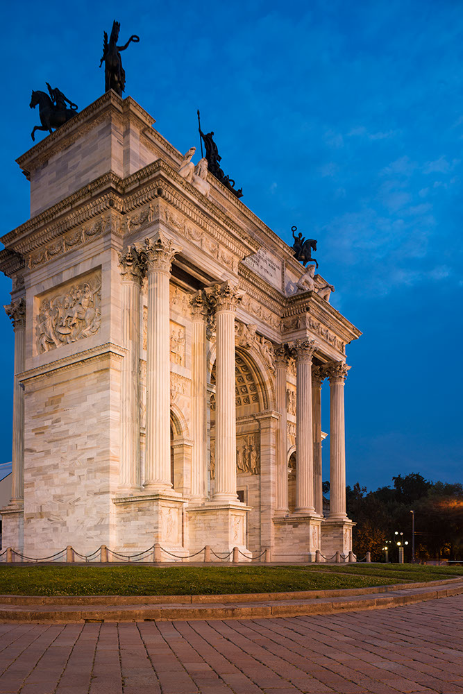 Arch of Peace at night, Piazza Sempione, Milan, Italy