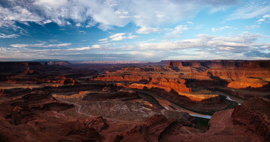 Dead Horse Point Overlook at dawn, Utah, USA