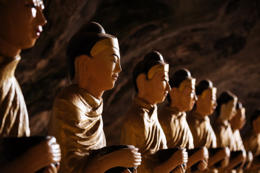 Buddha Statues inside Sa-dan Cave near Hpa-an, Kayin State. Myanmar, Asia